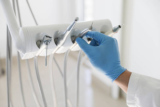Professional Tooth Extraction technician working in Rancho Calaveras, CA